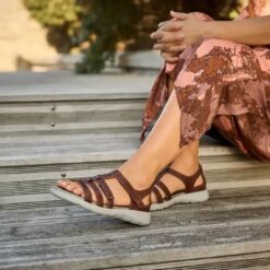 New Feet Freya Sandaler Bruna miljöbild